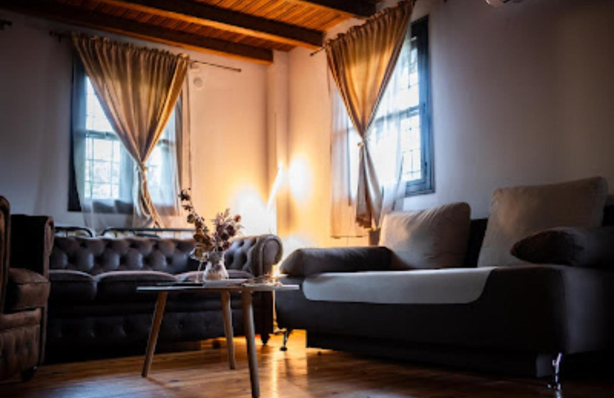 Complex Arbanashki Style-Panoramic View With Summer And Winter Terrace, Jacuzzi, Sauna, Children'S And Adult Area With Cinema Summer Арбанаси Екстер'єр фото